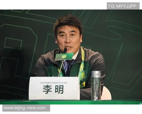 李明足球创意探索如何将传统技艺与现代科技完美结合